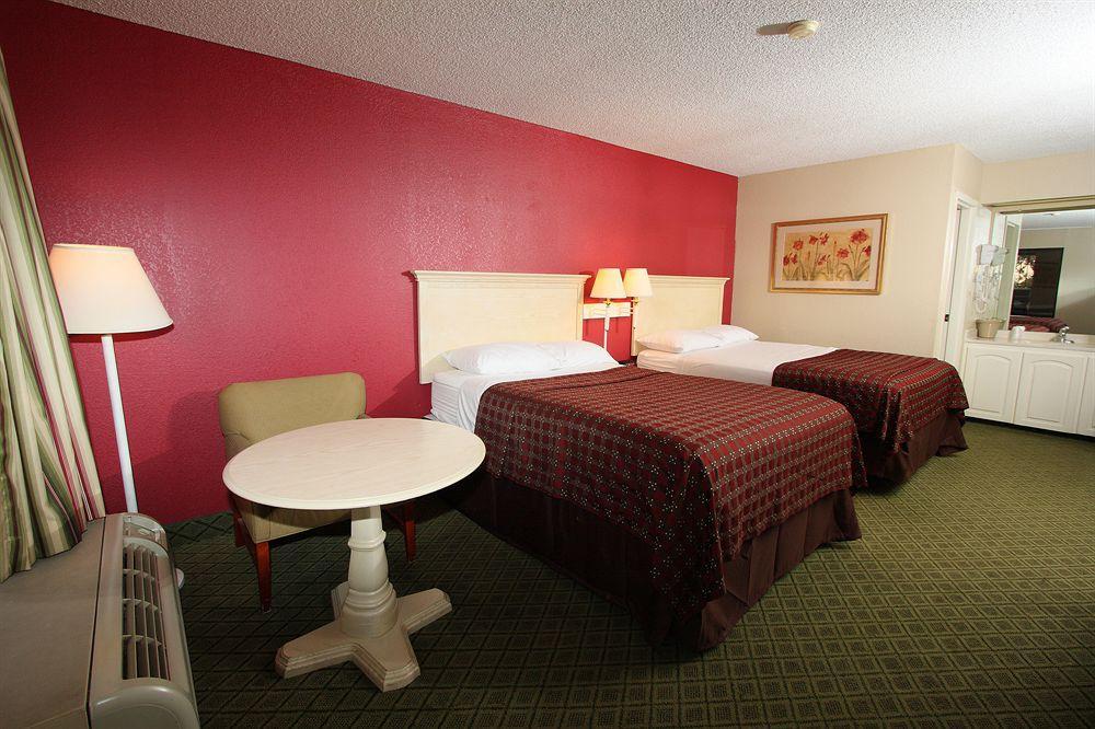 Quality Inn At The Mall - Valdosta Extérieur photo